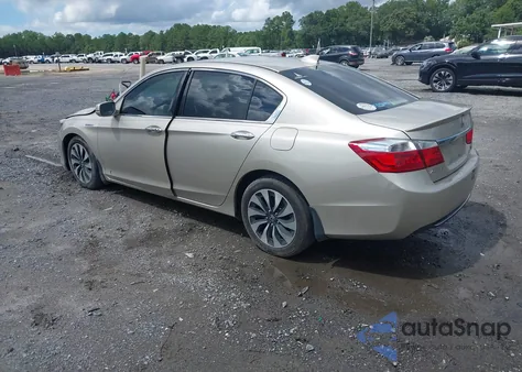2015 Honda Accord Hybrid Touring z USA, uszkodzony, nr VIN 1HGCR6F7XFA005382